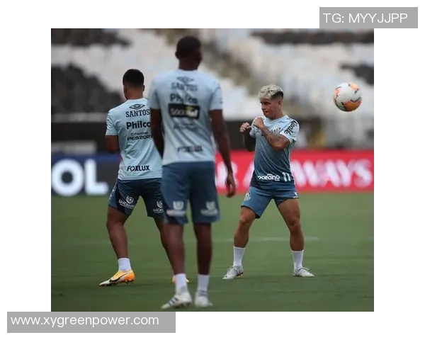 周琦在NBA格莱美尔盆骨骨裂后重返球场，备战2021赛季