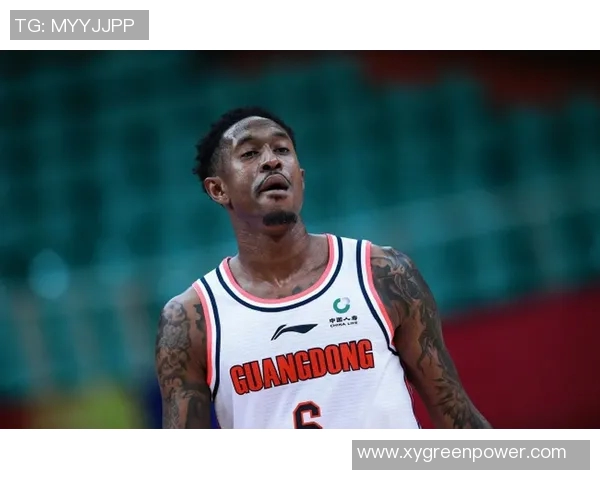 马尚布鲁克斯的篮球之路与职业生涯的辉煌成就探秘